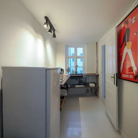 Historical Downtown Apartment Copenhagen