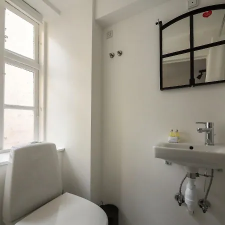 Historical Downtown Apartment
