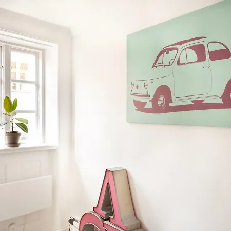 Historical Downtown Apartment Copenhagen