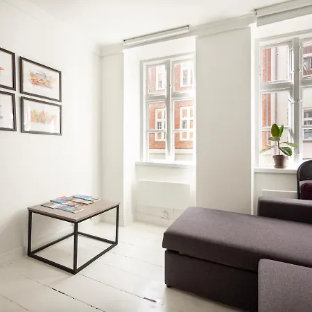 Historical Downtown Apartment Copenhagen